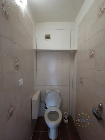 Pronájem bytu 3+1, Praha - Podolí, Ve svahu, 80 m2