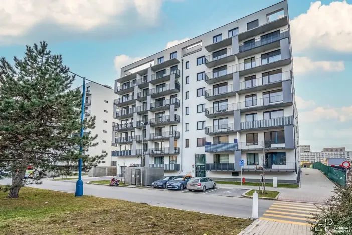 Pronájem bytu 2+kk, Praha - Vysočany, Smržových, 59 m2