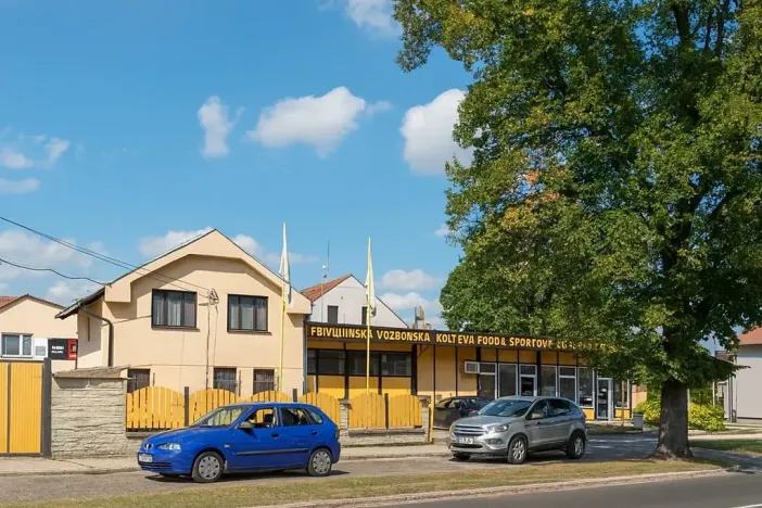 Dražba výrobních prostor, Městec Králové, Palackého, 1826 m2