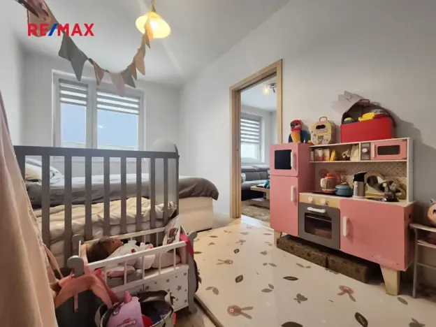 Pronájem bytu 2+kk, Praha - Dolní Měcholupy, Honzíkova, 55 m2