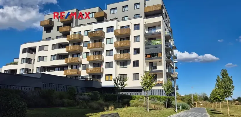 Pronájem bytu 2+kk, Praha - Dolní Měcholupy, Honzíkova, 55 m2