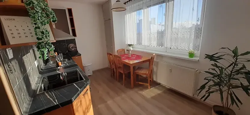 Pronájem bytu 2+1, Luštěnice, 53 m2
