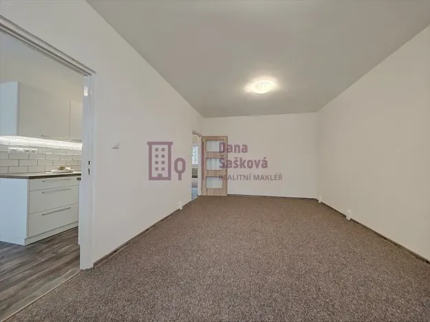 Pronájem bytu 2+1, Jindřichův Hradec, sídliště Vajgar, 61 m2