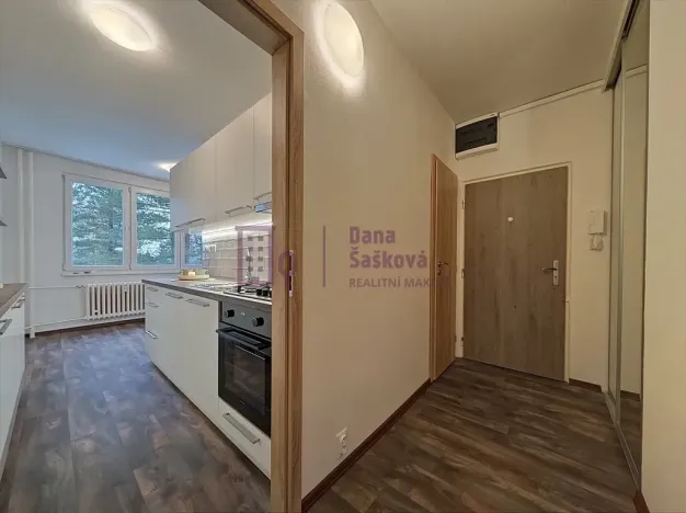 Pronájem bytu 2+1, Jindřichův Hradec, sídliště Vajgar, 61 m2