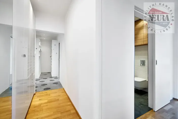 Pronájem bytu 3+1, Praha - Hlubočepy, Grussova, 72 m2