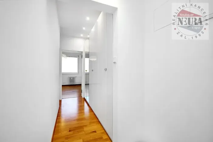 Pronájem bytu 3+1, Praha - Hlubočepy, Grussova, 72 m2