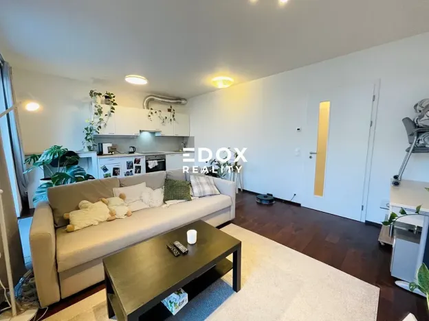 Pronájem bytu 1+kk, Praha - Košíře, Naskové, 34 m2