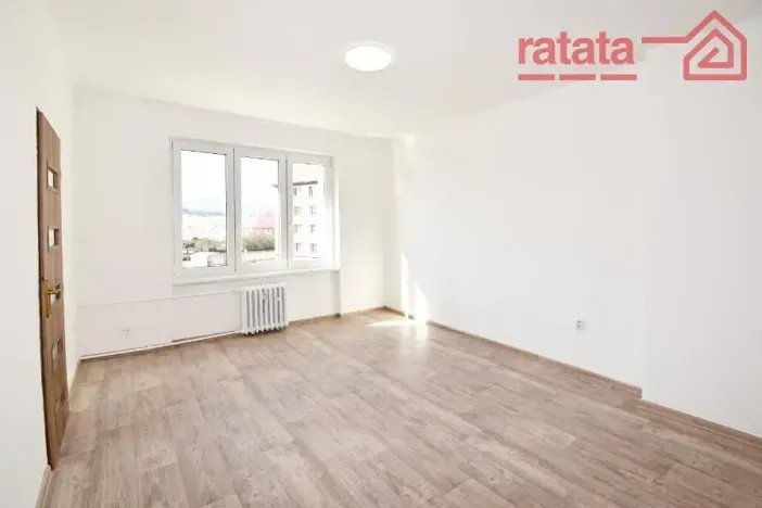 Pronájem bytu 2+1, Klášterec nad Ohří, Václava Řezáče, 57 m2