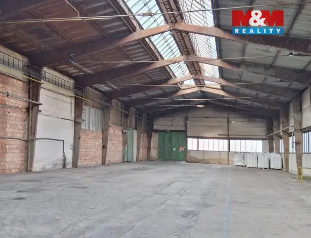 Pronájem skladu, Staré Místo, 2040 m2