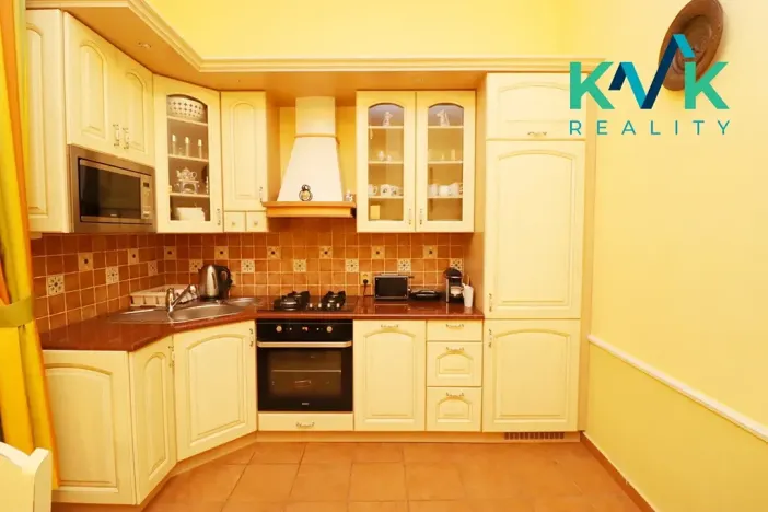 Pronájem bytu 2+1, Karlovy Vary, Kolmá, 55 m2