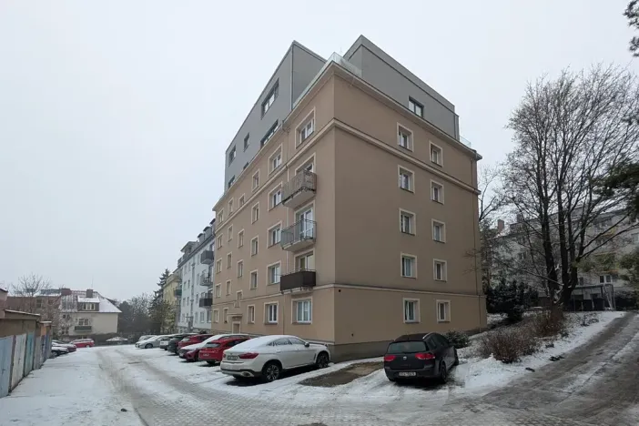 Pronájem bytu 2+1, Brno, Merhautova, 61 m2