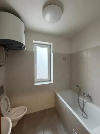 Pronájem bytu 2+1, Praha - Vršovice, Na křivce, 56 m2