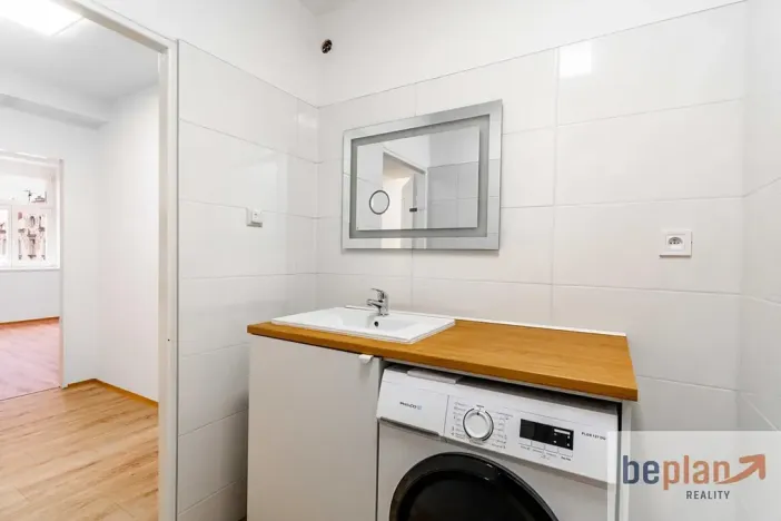 Pronájem bytu 3+1, Praha - Vršovice, Žitomírská, 78 m2