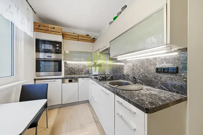 Prodej bytu 3+1, Olomouc, Kmochova, 60 m2