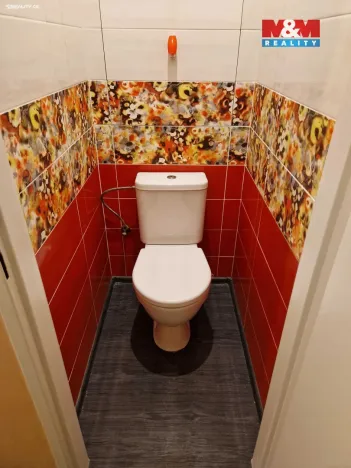 Pronájem bytu 2+1, Praha - Podolí, Podolská, 58 m2