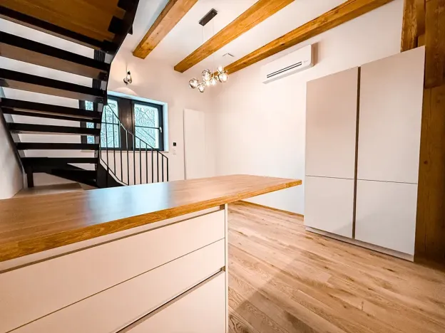 Pronájem bytu 2+kk, Praha - Nusle, Vrtbova, 43 m2