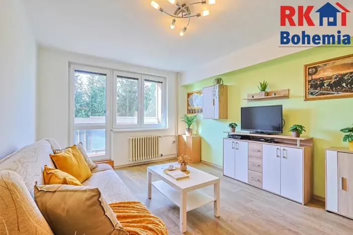 Prodej bytu 3+1, Pečky, V Horkách, 63 m2