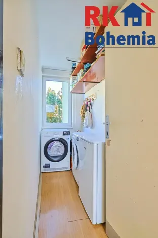 Prodej bytu 3+1, Pečky, V Horkách, 63 m2