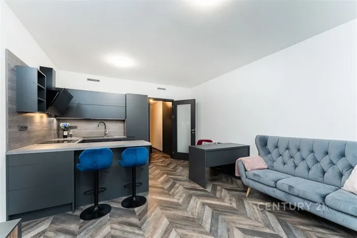 Pronájem bytu 1+kk, Praha, Kolbenova, 30 m2