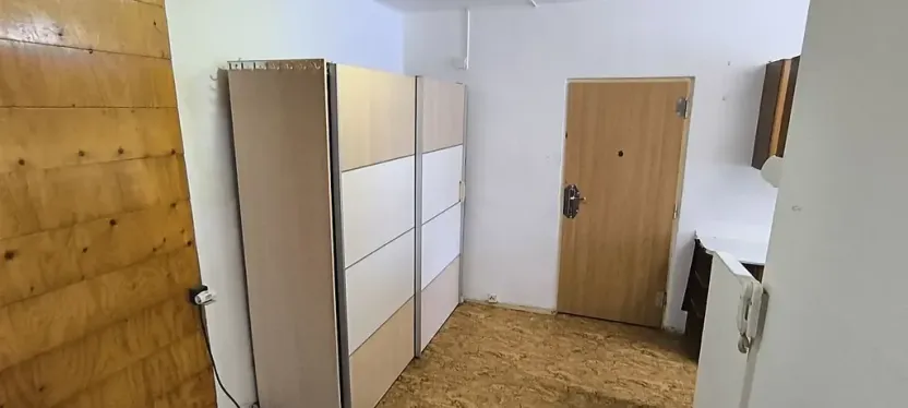 Prodej bytu 2+1, Cheb, Stavbařů, 63 m2