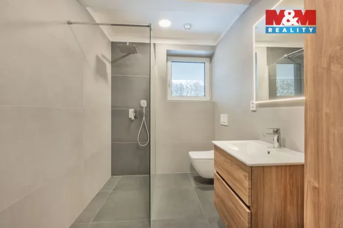 Prodej rodinného domu, Zbuzany, U Menhiru III, 150 m2