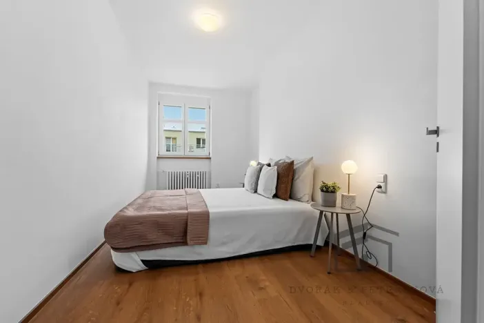 Pronájem bytu 2+kk, Praha - Břevnov, Nad Kajetánkou, 45 m2