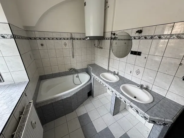 Prodej bytu 3+1, Český Krumlov, 93 m2