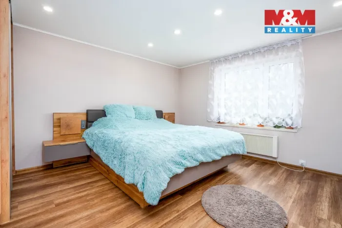 Prodej rodinného domu, Kostomlátky, 5. května, 128 m2