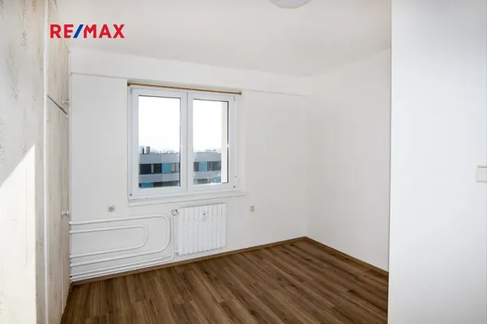 Pronájem bytu 3+1, Praha - Břevnov, Na Petřinách, 63 m2