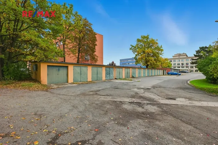 Prodej garáže, Praha - Braník, 14 m2