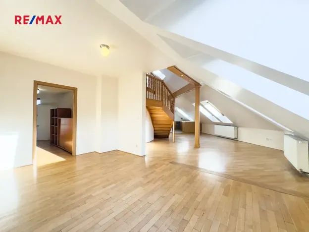Prodej atypického bytu, Praha - Smíchov, Na Březince, 135 m2