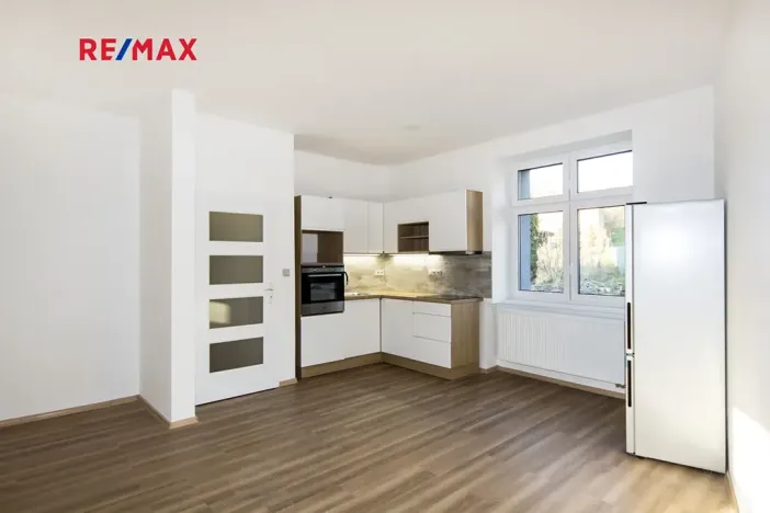 Prodej činžovního domu, Ústí nad Labem, náměstí Prokopa Velikého, 576 m2