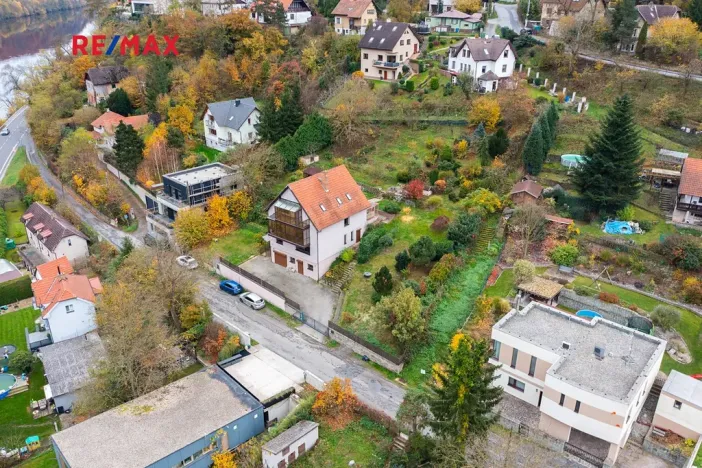 Prodej komerční nemovitosti, Měchenice, Hlavní, 330 m2