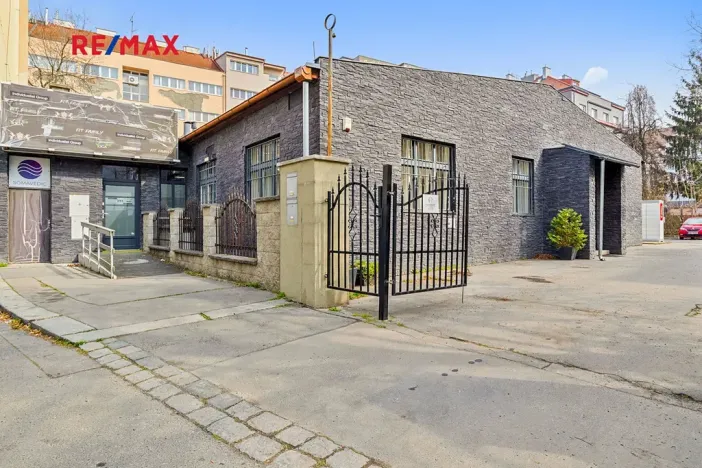 Pronájem komerční nemovitosti, Praha - Nusle, Bohuslava ze Švamberka, 68 m2