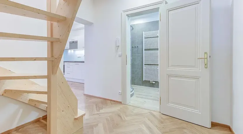 Pronájem bytu 2+kk, Praha, Myslíkova, 64 m2