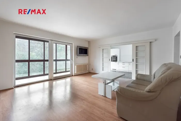 Prodej vily, Měchenice, Hlavní, 330 m2