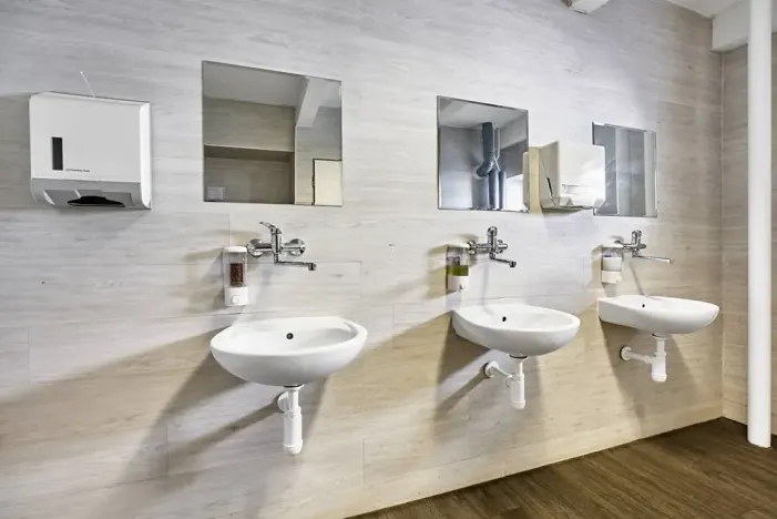 Pronájem skladu, Chodov, U Porcelánky, 11000 m2