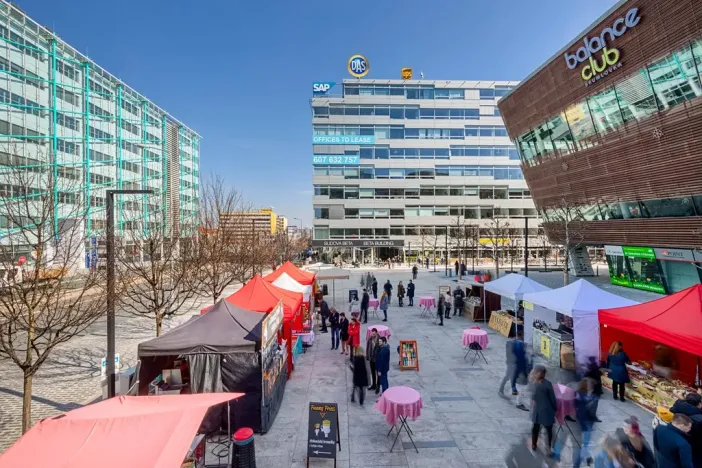 Pronájem kanceláře, Praha - Michle, Za Brumlovkou, 2030 m2