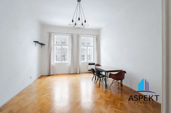 Pronájem bytu 2+1, Praha - Vinohrady, Belgická, 52 m2