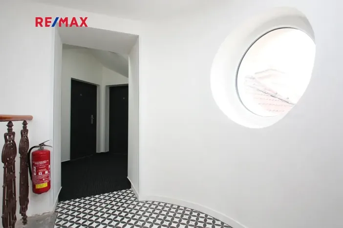 Pronájem bytu 2+kk, Kolín, Kmochova, 44 m2