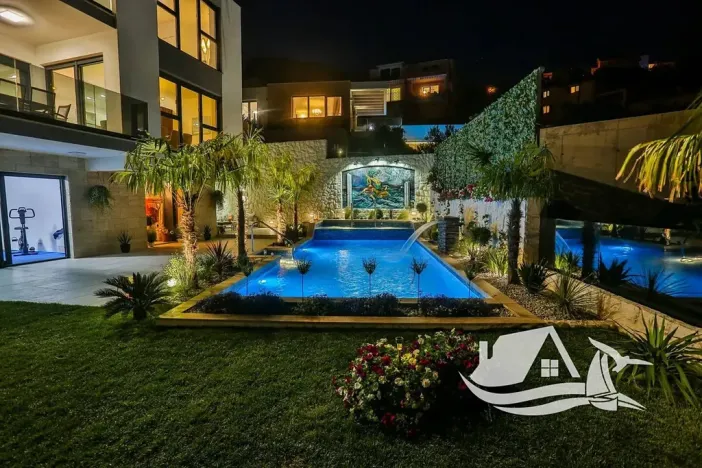 Prodej vily, Split, Chorvatsko, 300 m2