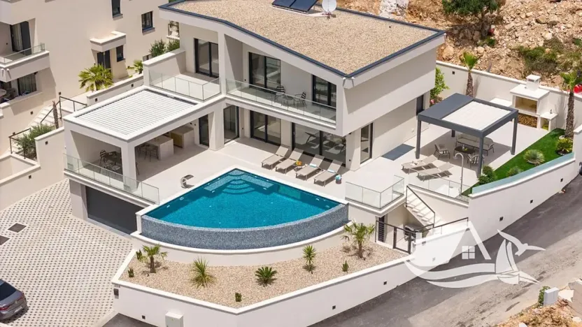 Prodej vily, Split, Chorvatsko, 292 m2