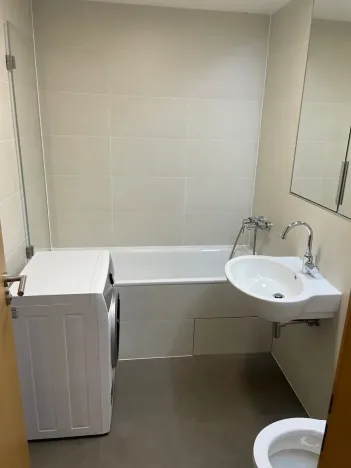 Pronájem bytu 2+kk, Praha - Radlice, Na vysoké I, 56 m2