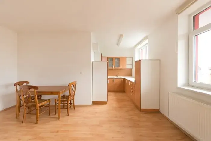 Pronájem bytu 2+kk, Jihlava, Poláčkova, 51 m2