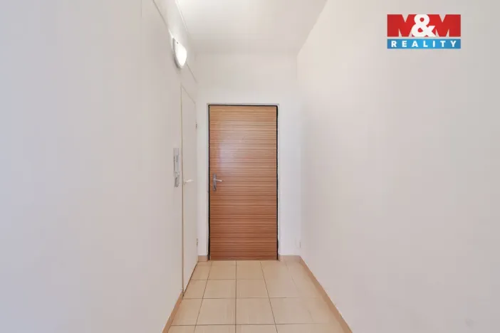 Pronájem bytu 1+1, Ústí nad Labem - Střekov, Žukovova, 35 m2