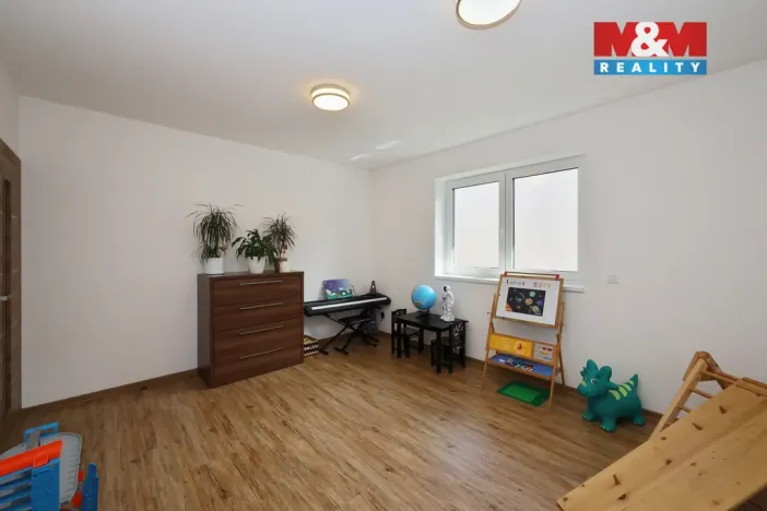 Prodej obchodního prostoru, Zbraslavice, 1381 m2