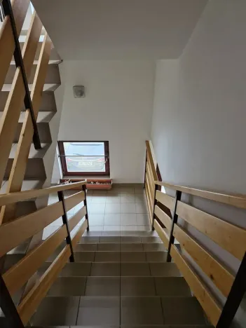 Pronájem bytu 1+kk, Jesenice, Do Polí, 40 m2