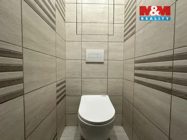 Pronájem bytu 2+1, Chomutov, Blatenská, 51 m2