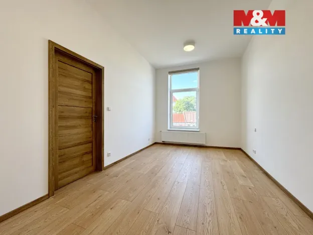 Pronájem bytu 3+kk, Bzenec, náměstí Svobody, 59 m2