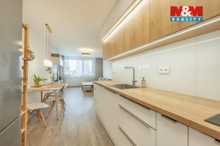 Prodej bytu 3+kk, Praha - Chodov, Jažlovická, 66 m2